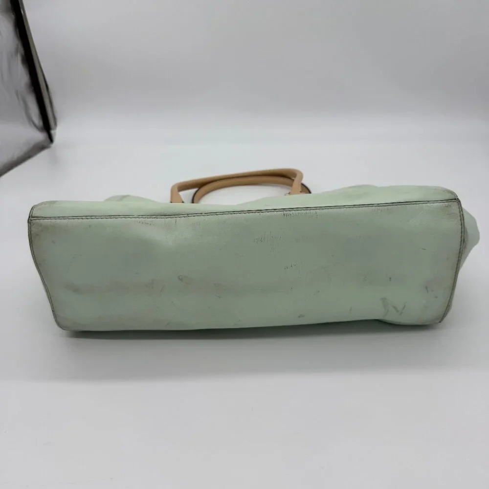 Kate Spade Mint Green Shoulder Bag with Tan and Black Trim - Picture 4 of 14